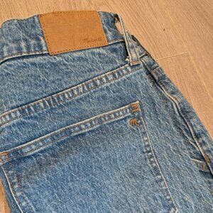 The Perfect Vintage Wide-Leg Jean in Vintage Indigo 29 R